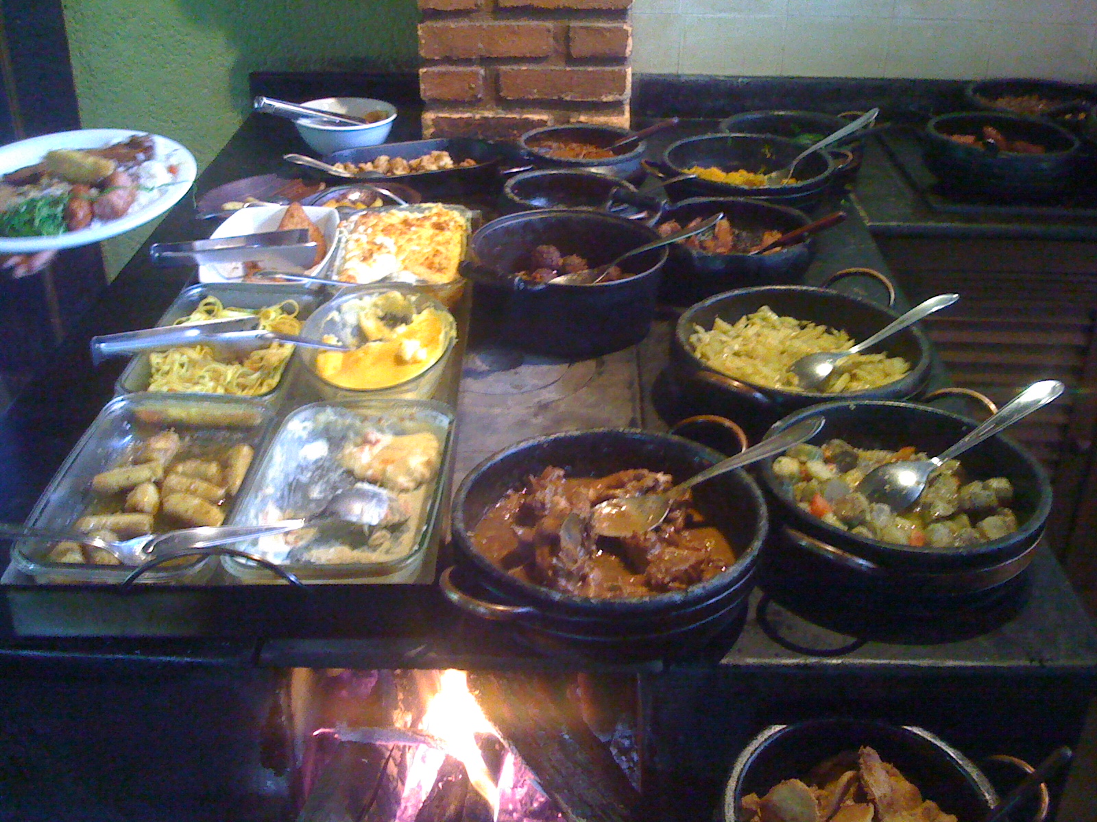 Soapstone cookware in Brazil